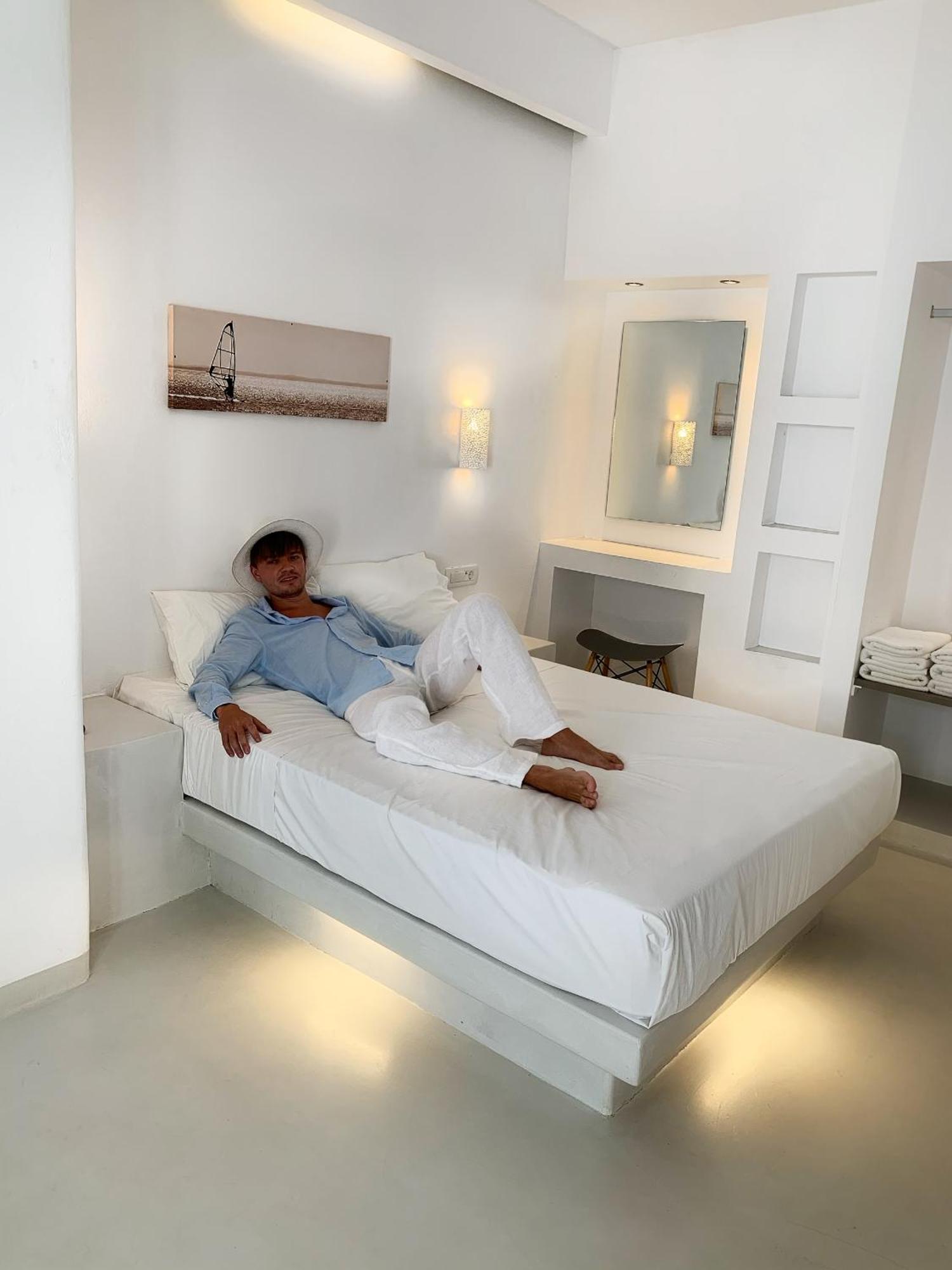 Fira Center Freedom Rooms 外观 照片